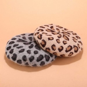 Berets Women's Retro Leopard Artist Beret - Gray - C218A5G3GDO $15.02